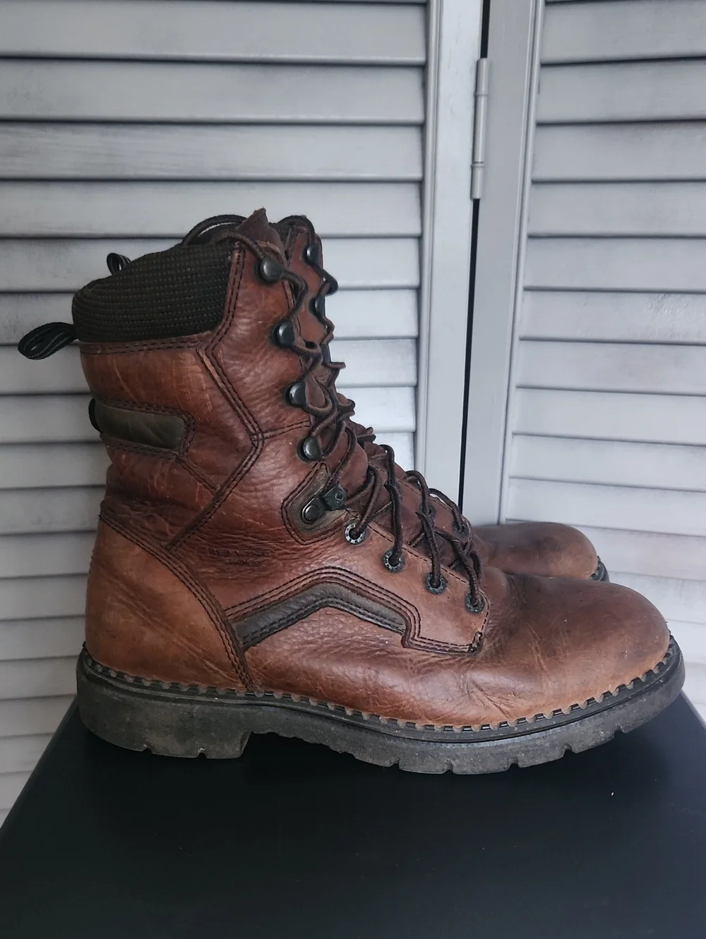 Men's Brown Leather Work Boots - Rugged Lace-Up 8